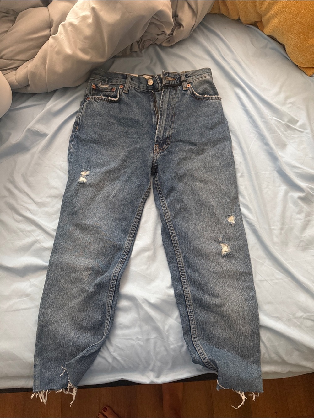 Zara Vintage High-Rise Light Blue Jeans
